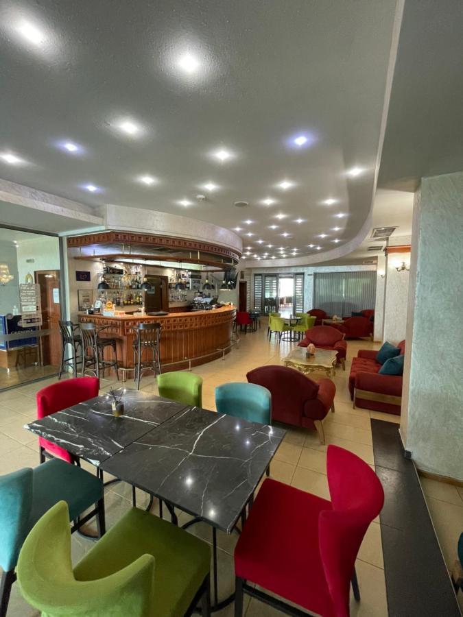 Terra Europe Brontes Hotel Targovishte  Eksteriør bilde