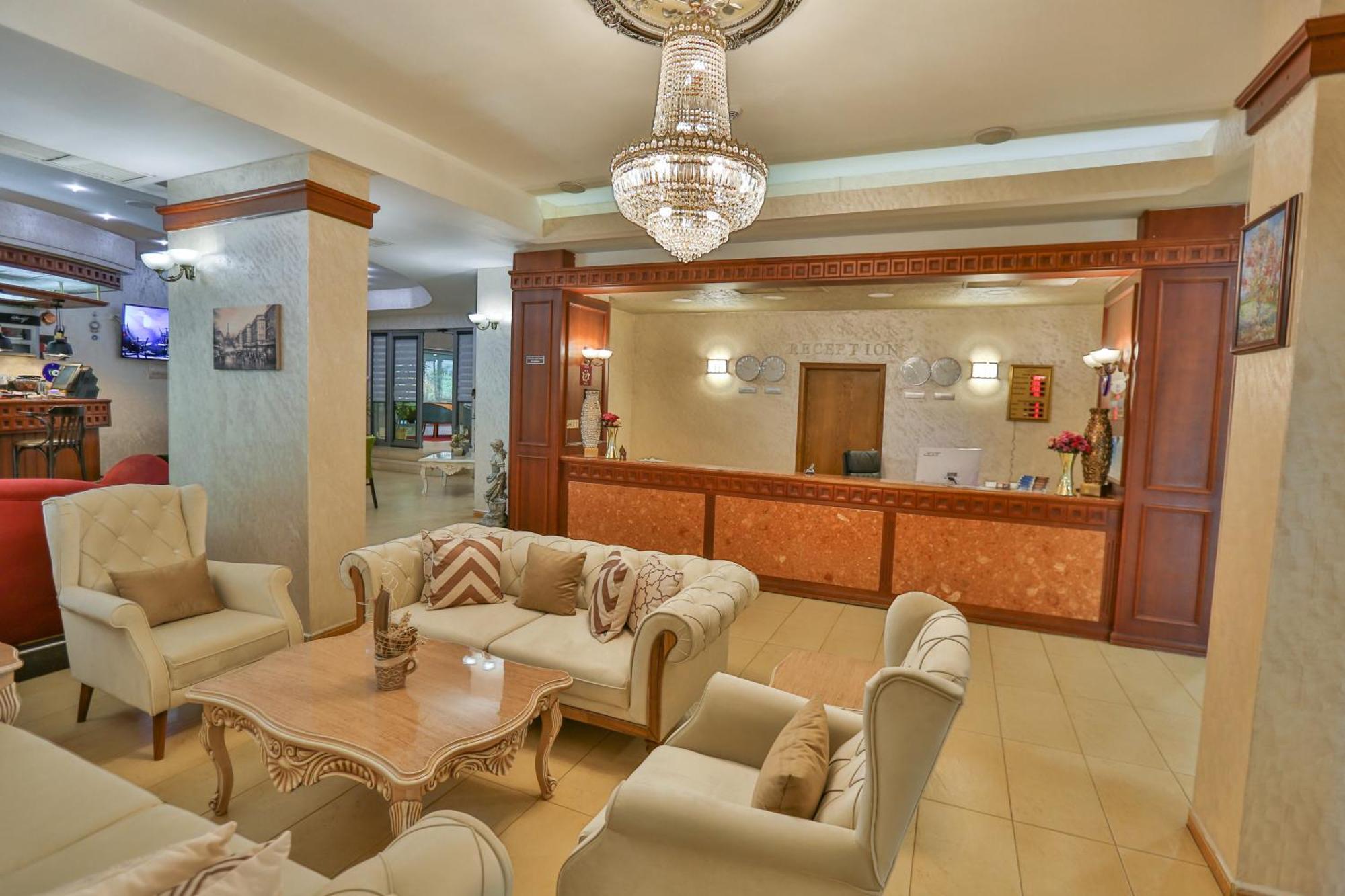 Terra Europe Brontes Hotel Targovishte  Eksteriør bilde