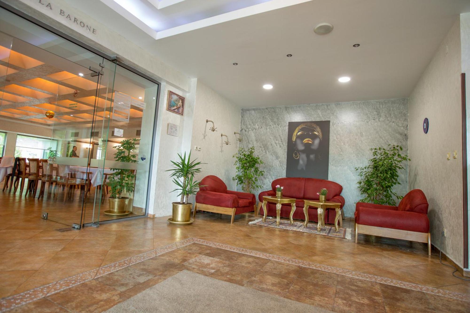 Terra Europe Brontes Hotel Targovishte  Eksteriør bilde